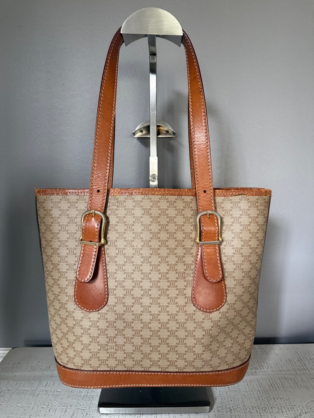 GUC Celine Beige Canvas Tote with Tan Leather Trim - Picture 3 of 10